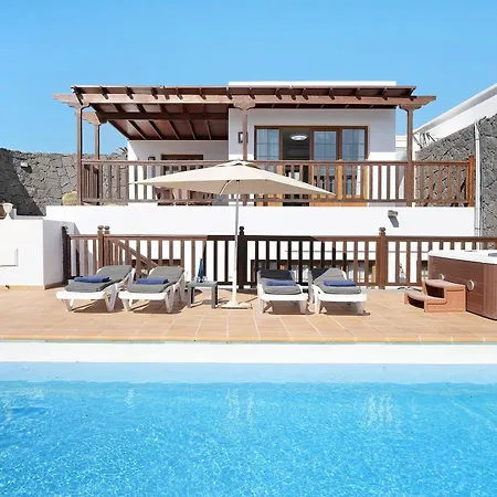 Jeamir I Villa